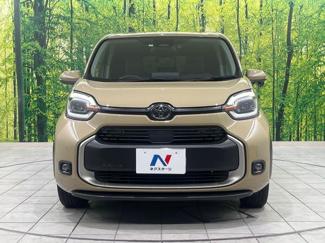 TOYOTA SIENTA HYBRID 2023