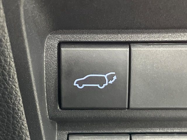 TOYOTA YARIS CROSS HYBRID 2022