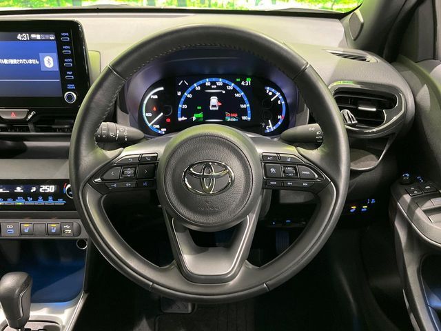 TOYOTA YARIS CROSS HYBRID 2022