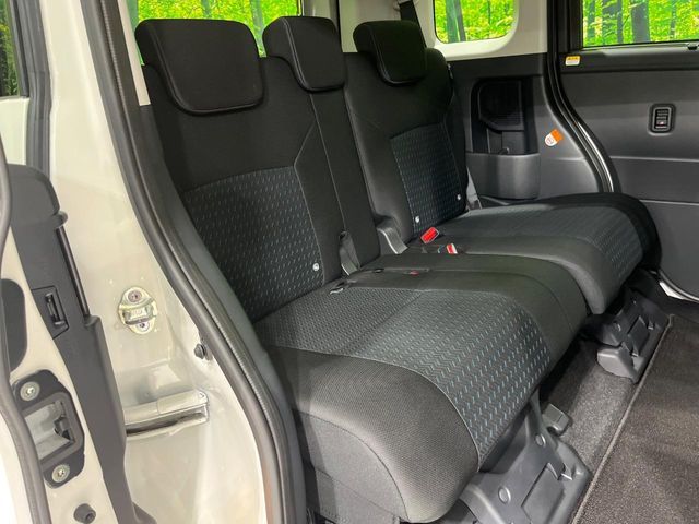 TOYOTA ROOMY 4WD 2024