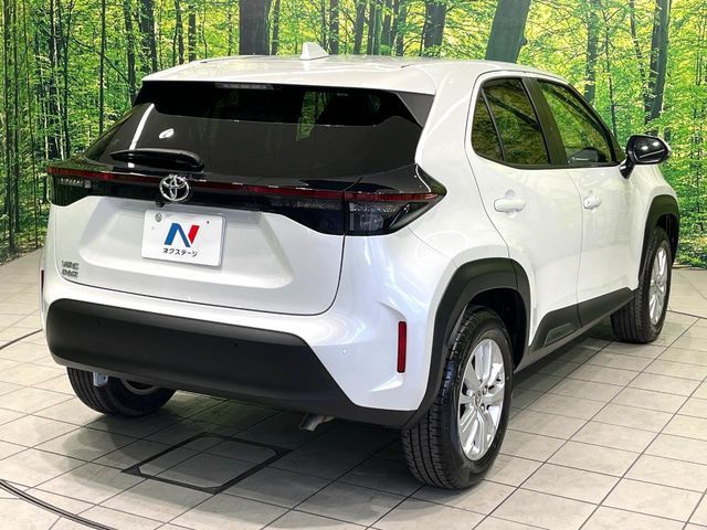 TOYOTA YARIS CROSS 2023