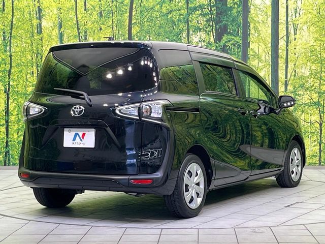 TOYOTA SIENTA 2021