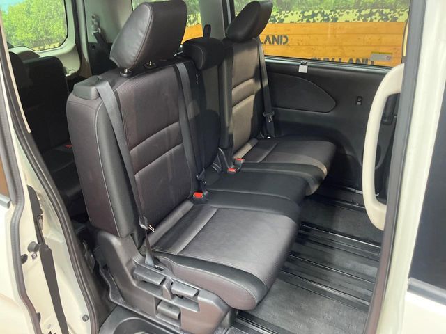 NISSAN SERENA  S-HYBRID 2018