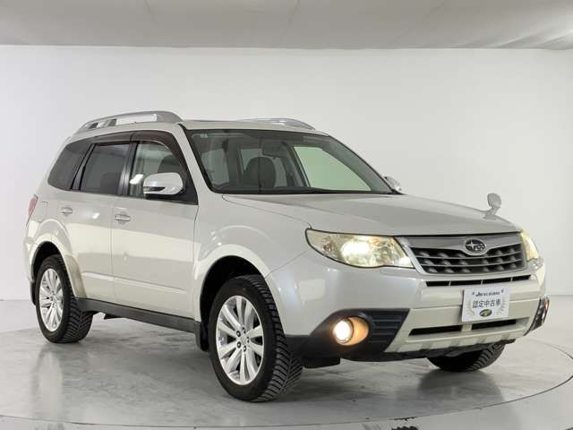 SUBARU FORESTER 2012