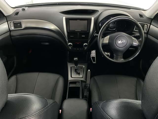 SUBARU FORESTER 2012