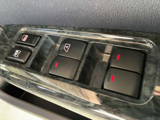 SUBARU FORESTER 2012