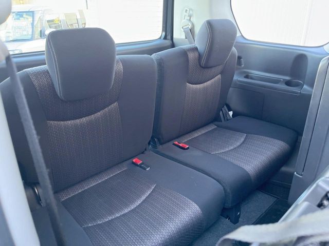 NISSAN SERENA  S-HYBRID 2014