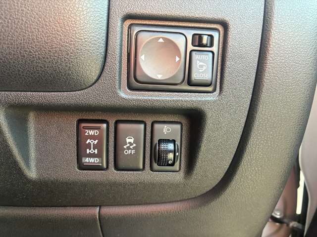 NISSAN MARCH  4WD 2017