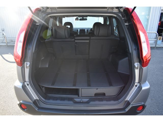 NISSAN X-TRAIL 4WD 2012