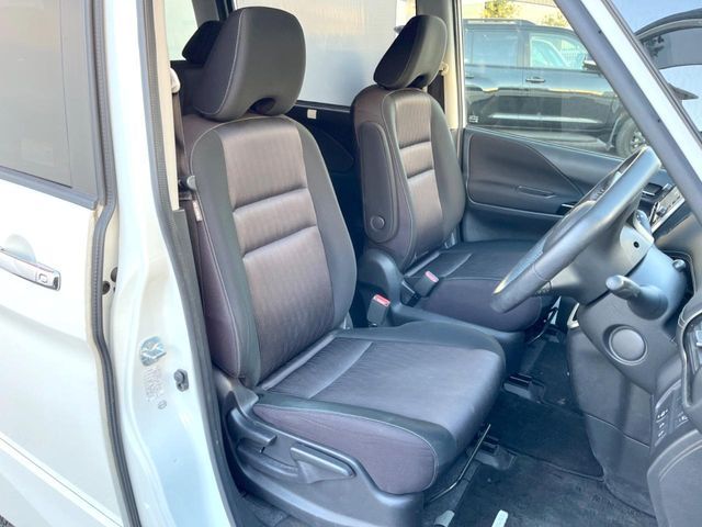 NISSAN SERENA  S-HYBRID 2017