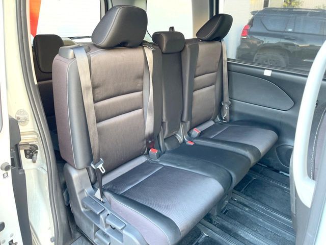 NISSAN SERENA  S-HYBRID 2017