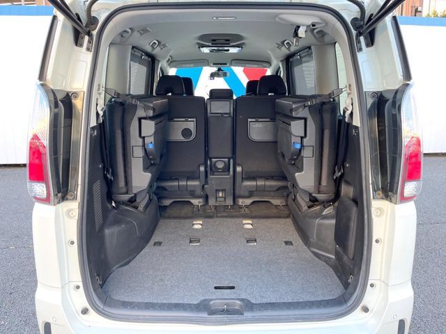 NISSAN SERENA  S-HYBRID 2017