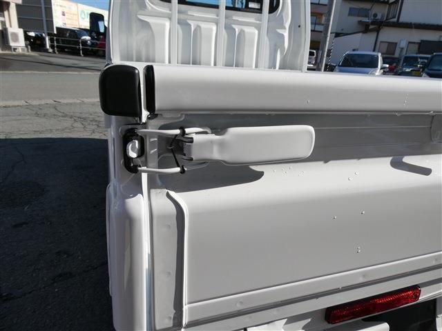 DAIHATSU HIJET truck 4WD 2025