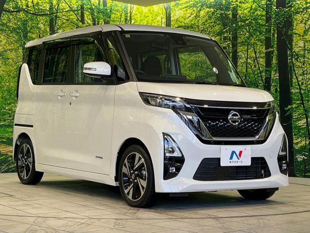NISSAN ROOX 2021