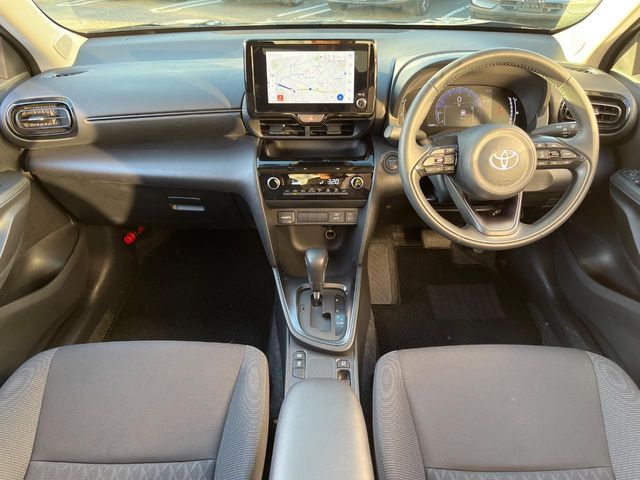 TOYOTA YARIS CROSS 2025