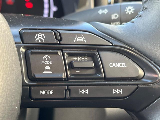 TOYOTA YARIS CROSS 2025