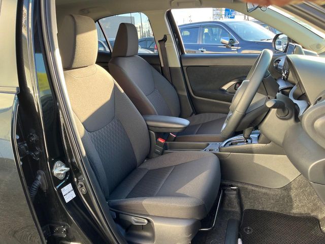 TOYOTA YARIS CROSS 2025