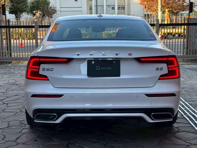 VOLVO VOLVO S60 2022