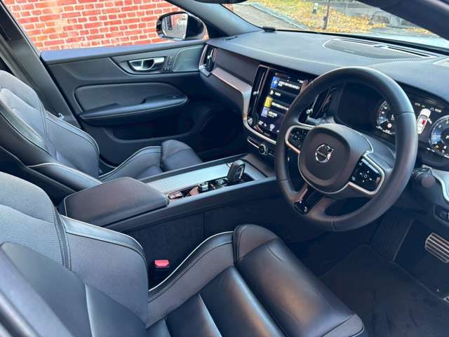 VOLVO VOLVO S60 2022