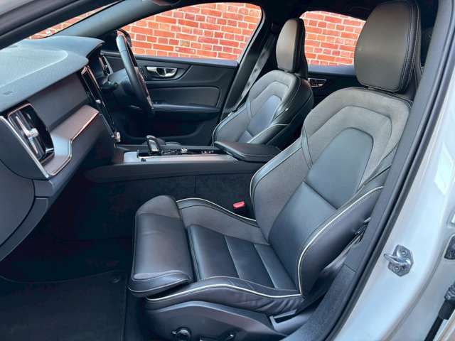 VOLVO VOLVO S60 2022