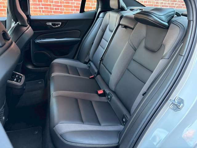 VOLVO VOLVO S60 2022