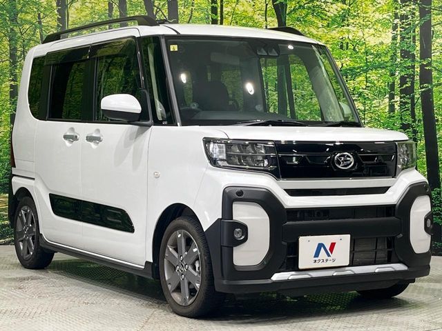 DAIHATSU TANTO FAN CROSS 2023