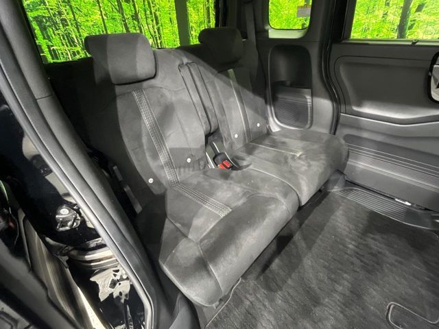 HONDA N BOX CUSTOM 2022