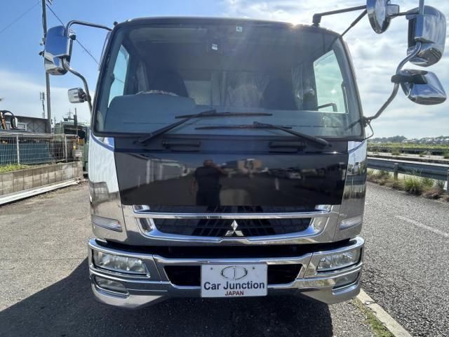 MITSUBISHI FUSOU FIGHTER 2009