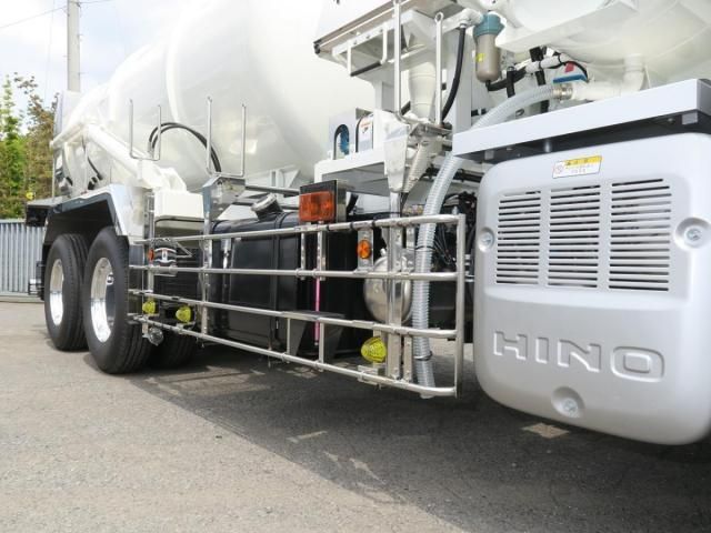 HINO PROFIA 2025
