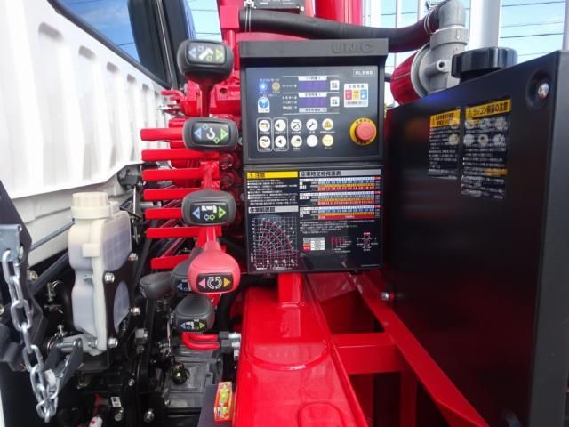 MITSUBISHI FUSOU FIGHTER 2025