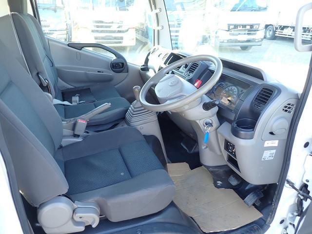 MITSUBISHI CANTER 2019