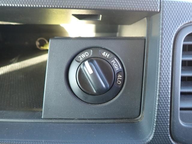 MITSUBISHI CANTER 2019