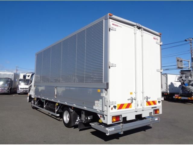 MITSUBISHI FUSOU FIGHTER 2023