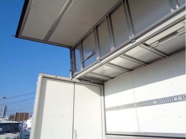 MITSUBISHI FUSOU FIGHTER 2023