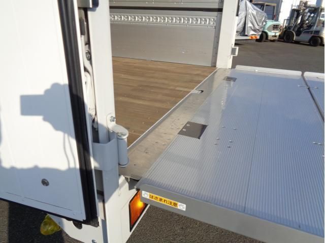 MITSUBISHI FUSOU FIGHTER 2023