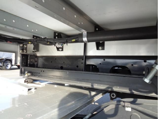 MITSUBISHI FUSOU FIGHTER 2023