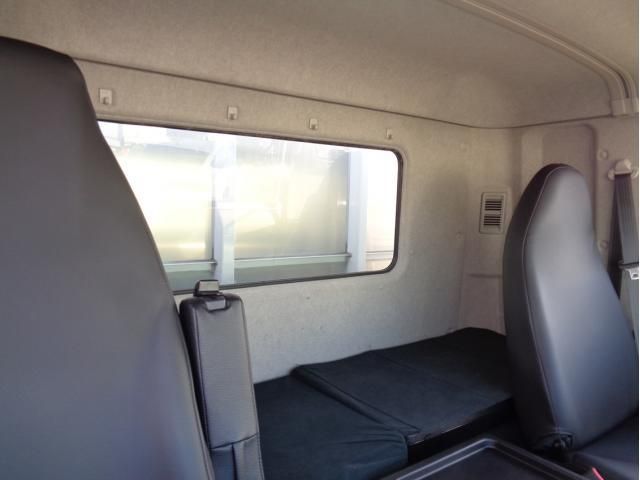 MITSUBISHI FUSOU FIGHTER 2023