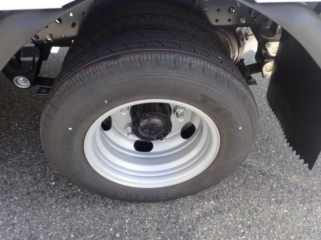 MITSUBISHI CANTER 2025