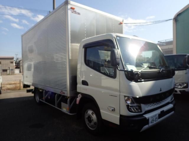 MITSUBISHI CANTER 2025