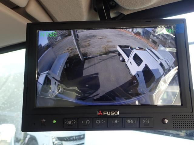 MITSUBISHI CANTER 2025