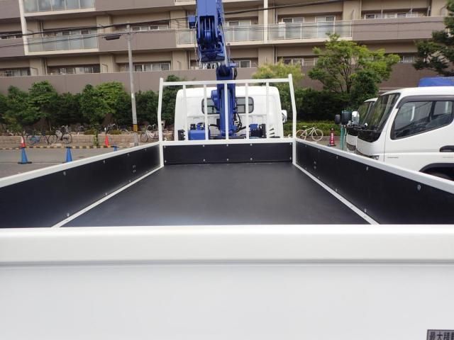 MITSUBISHI CANTER 2025