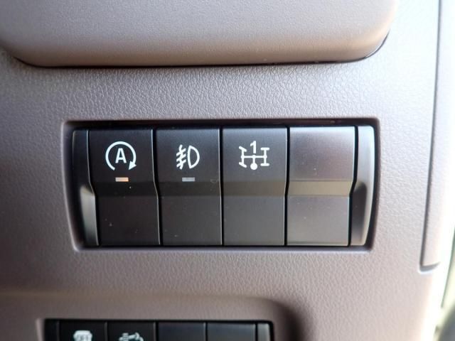 MITSUBISHI CANTER 2025