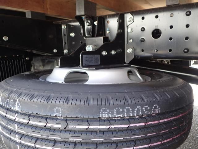 MITSUBISHI CANTER 2025