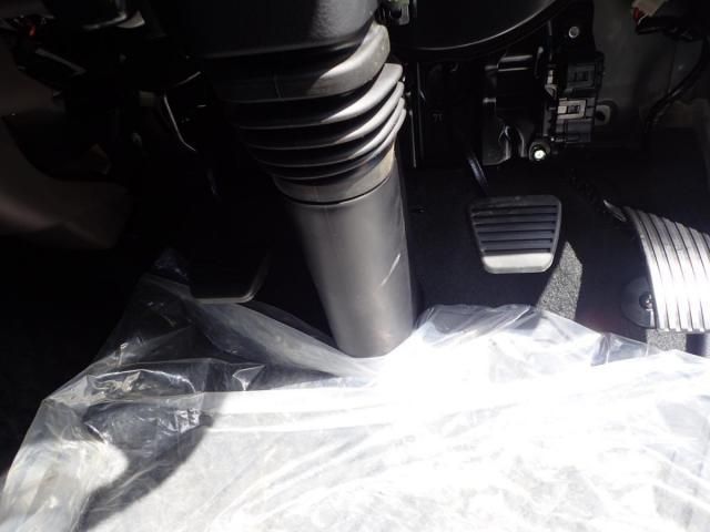 MITSUBISHI CANTER 2025