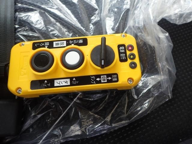 MITSUBISHI CANTER 2025