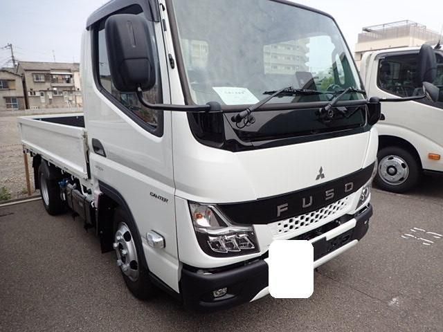 MITSUBISHI CANTER 2025