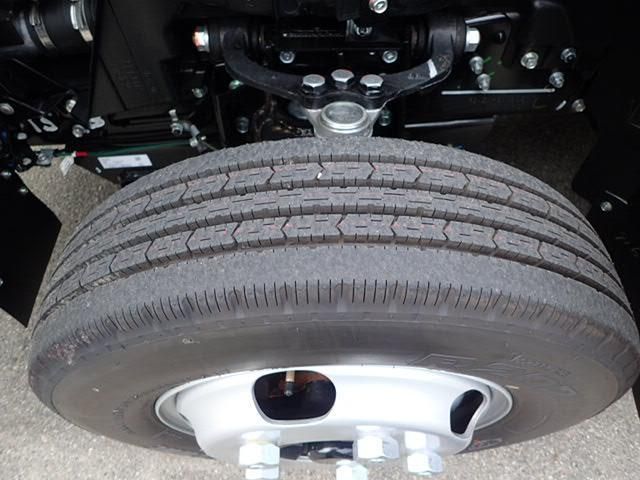 MITSUBISHI CANTER 2025