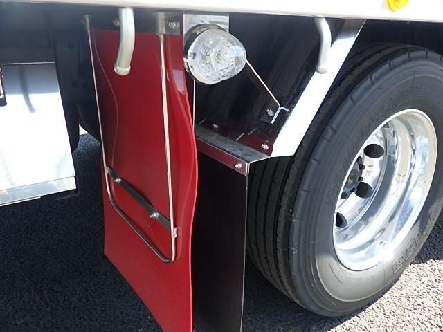 MITSUBISHI FUSOU FIGHTER 2024