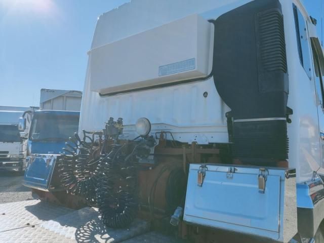 MITSUBISHI FUSOU SUPER GREAT 2004