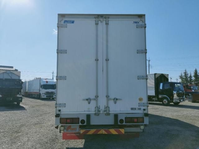 NISSAN DIESEL Quon 2016